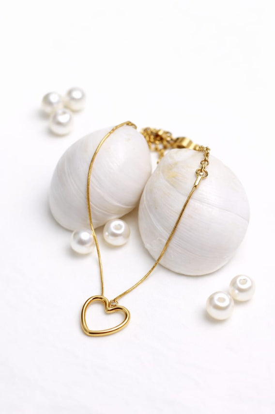 HEART CHARM SLIDER BRACELET