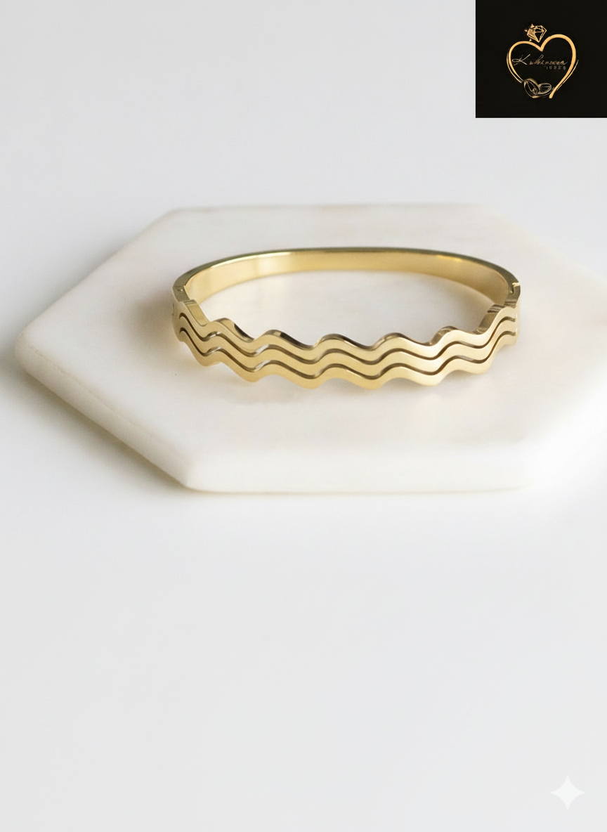Golden Ripple Bangle
