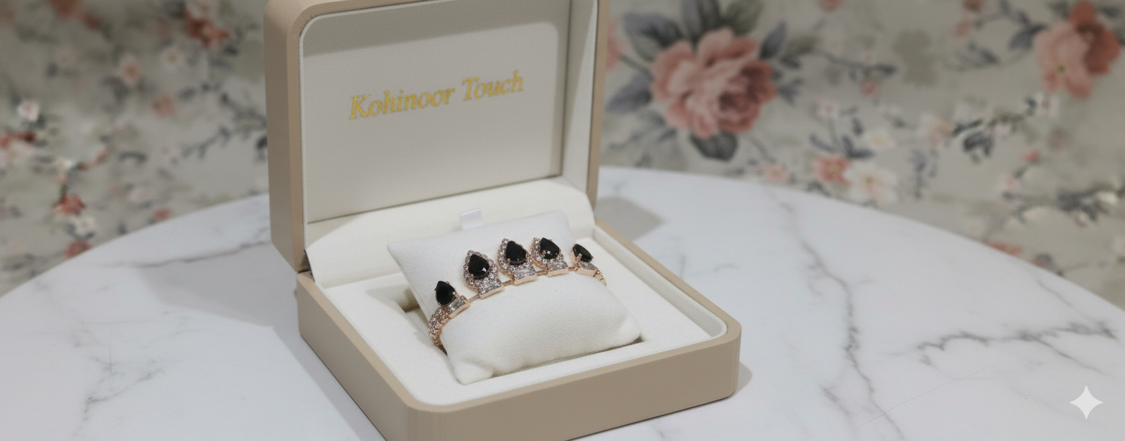 Raat Ki Rani Bracelet