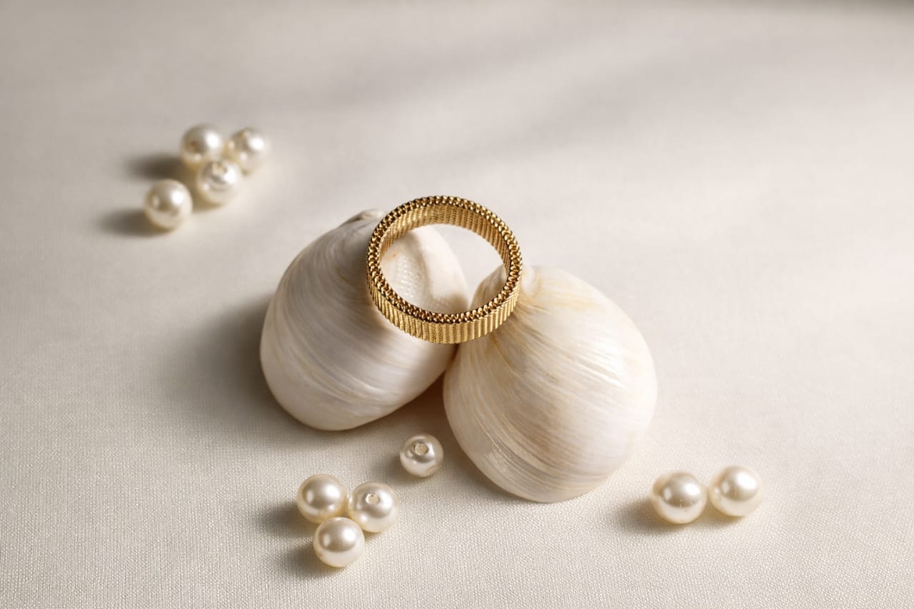 GOLDEN CUFF BAND RING