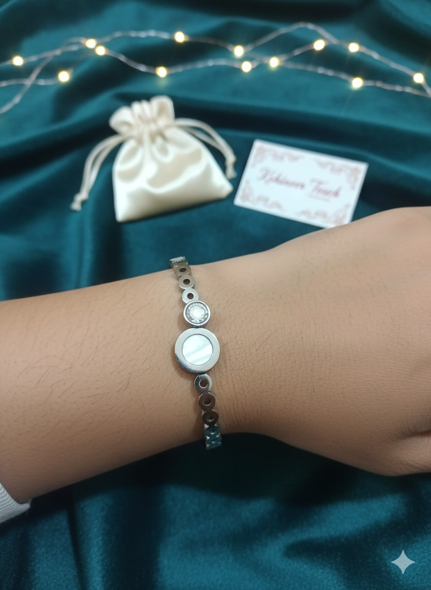 Luminous Link Bracelet